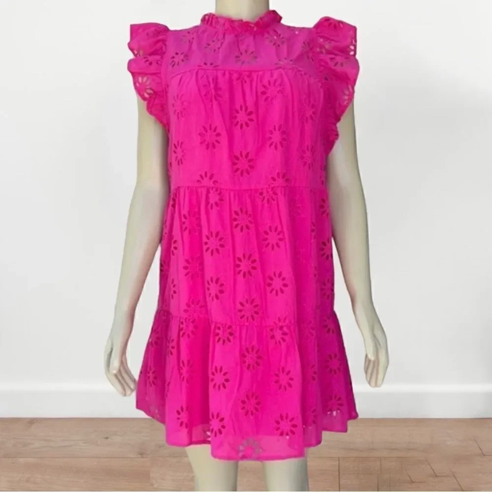 NWOT Women's Fuchsia‎ Pink Eyelet Spring/Summer Babydoll Dress Size Medium
